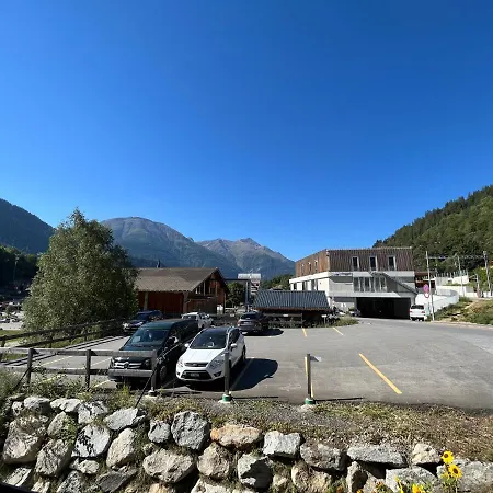 Ferienwohnung - 100M Von Der Talstation Aletsch Bahnen Und Bahnhof Fiesch, Beste Ausgangslage Exterior photo