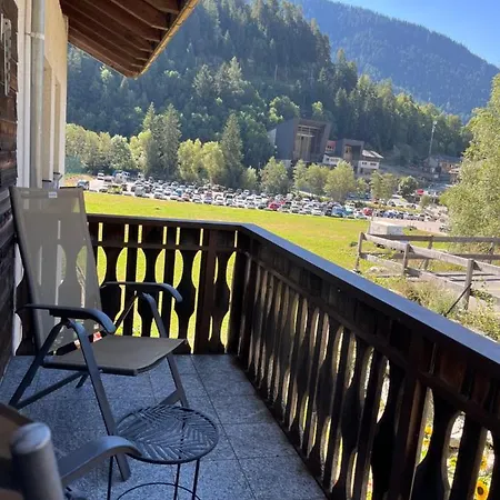 Ferienwohnung - 100M Von Der Talstation Aletsch Bahnen Und Bahnhof Fiesch, Beste Ausgangslage Exterior photo